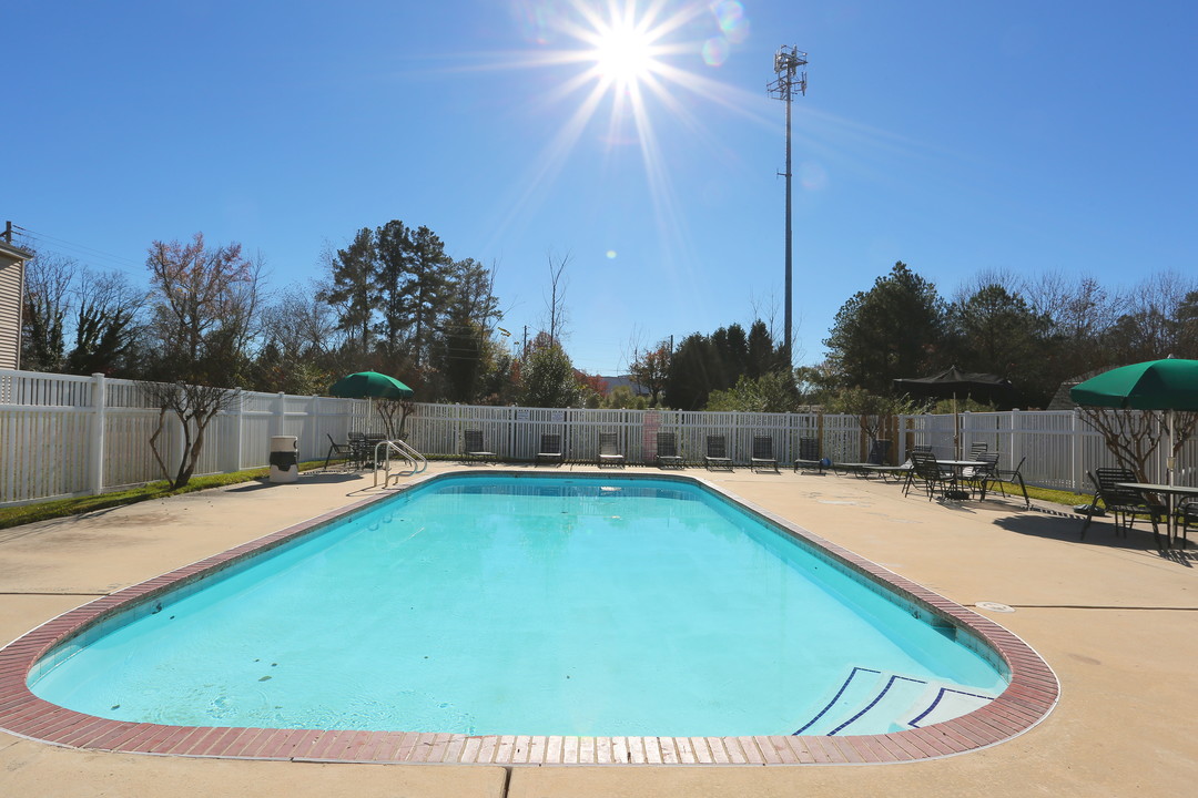 Hidden Lakes in Macon, GA - Building Photo