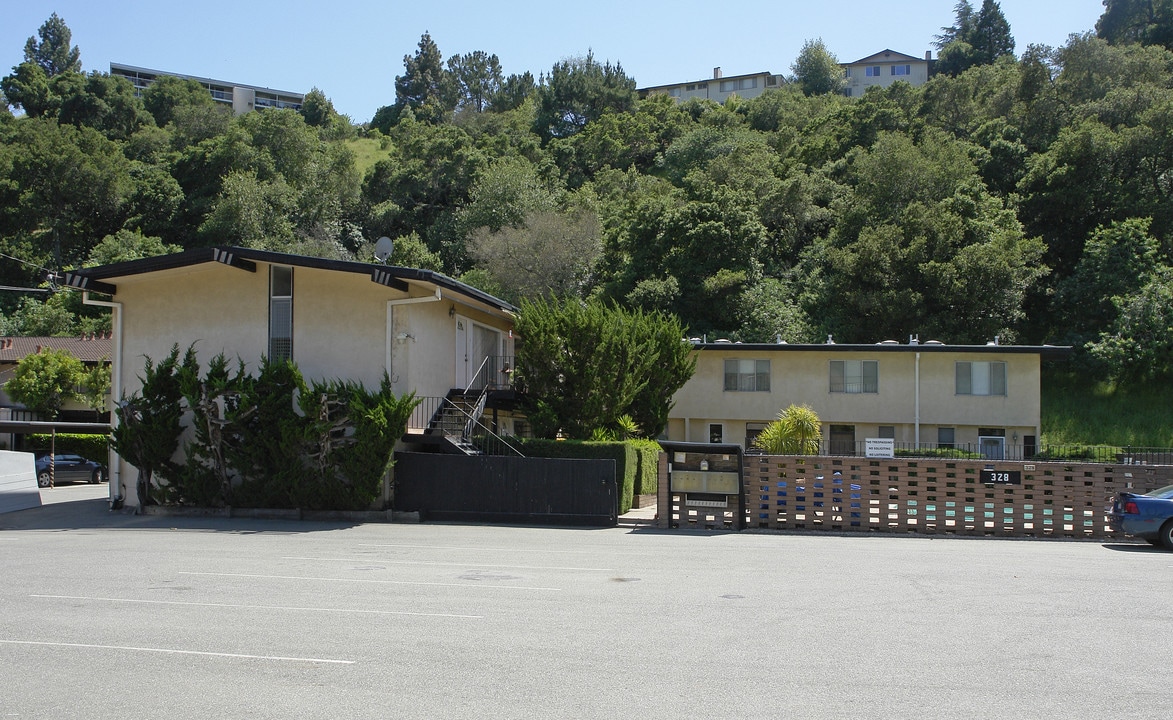 328 Rheem Blvd in Moraga, CA - Foto de edificio
