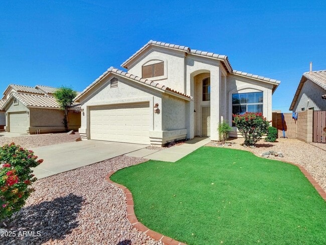 13620 N 82nd Ln in Peoria, AZ - Foto de edificio - Building Photo