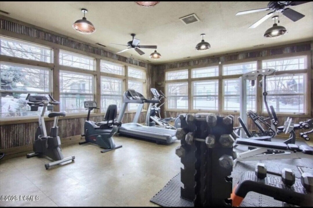 1051 500 E in Heber City, UT - Building Photo