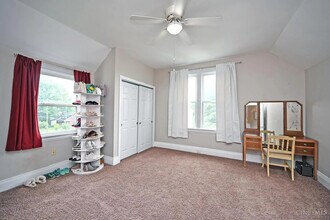 3292 Montana Ave in Cincinnati, OH - Building Photo - Building Photo