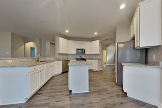 2815 Lockeridge Oaks Dr in Spring, TX - Building Photo - Building Photo