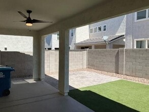 1800 W 23rd Ave in Apache Junction, AZ - Foto de edificio - Building Photo