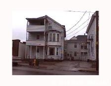 682 Broadway Ave in Pawtucket, RI - Building Photo