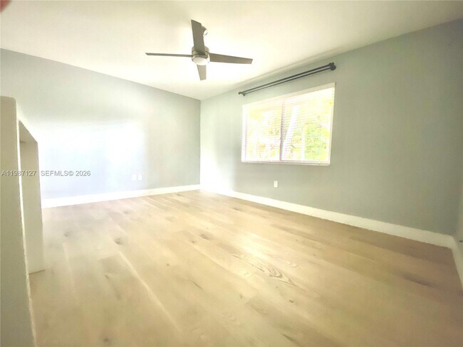 6330 SW 79th St in South Miami, FL - Building Photo - Building Photo