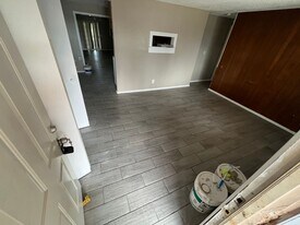 3704 SE 23rd St in Del City, OK - Building Photo