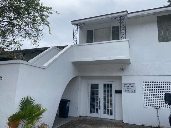 1824 Hendricks Ave in Jacksonville, FL - Building Photo - Building Photo