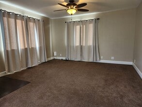 313 E Main St in Everson, WA - Building Photo - Building Photo