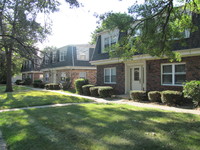 Kensard Manor in Mishawaka, IN - Foto de edificio - Building Photo