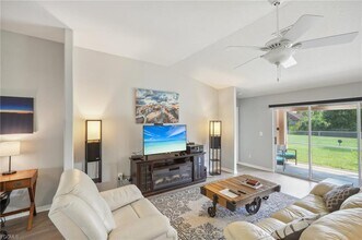 940 Belmont St E in Lehigh Acres, FL - Building Photo - Building Photo