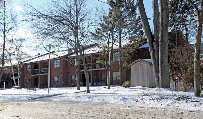 Newcastle Lodge in Clarington, ON - Building Photo - Building Photo