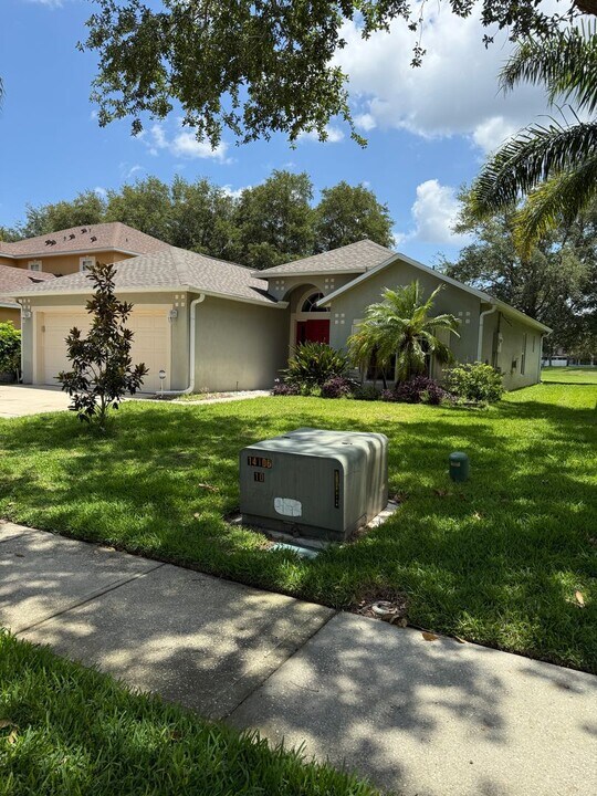 2111 Savannah Blvd in Titusville, FL - Building Photo