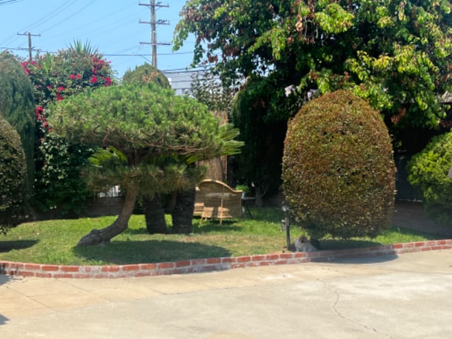 property at 16529 Normandie Ave