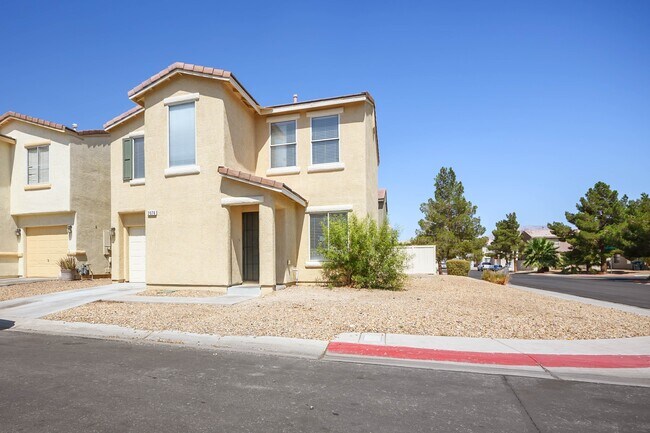 property at 2076 Pillar Pointe St
