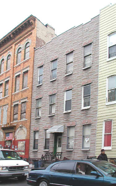 792 Hart St in Brooklyn, NY - Foto de edificio