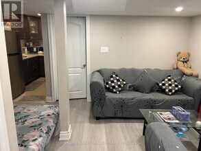 55 Frenchpark Cir in Brampton, ON - Building Photo - Building Photo