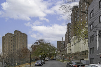 2630 Kingsbridge Ter in Bronx, NY - Building Photo - Building Photo