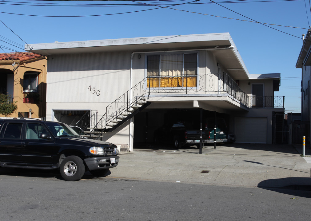 450 Milton Ave in San Bruno, CA - Foto de edificio