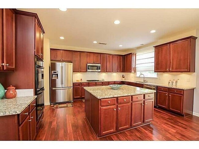 1277 Sailwind Ct in Buford, GA - Building Photo - Building Photo