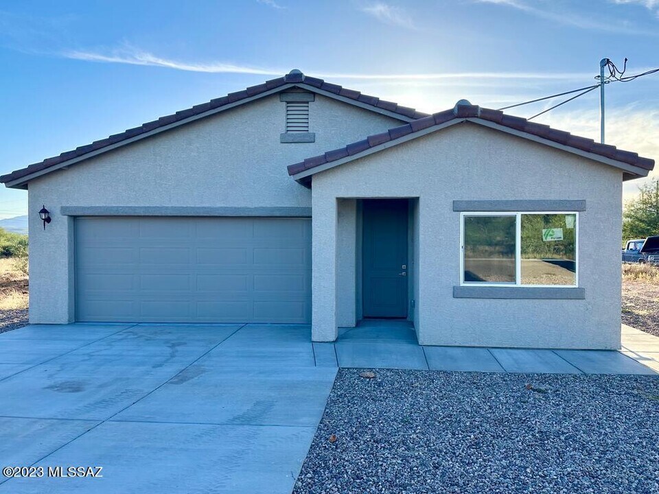 1848 Silver Court3360 in Rio Rico, AZ - Building Photo