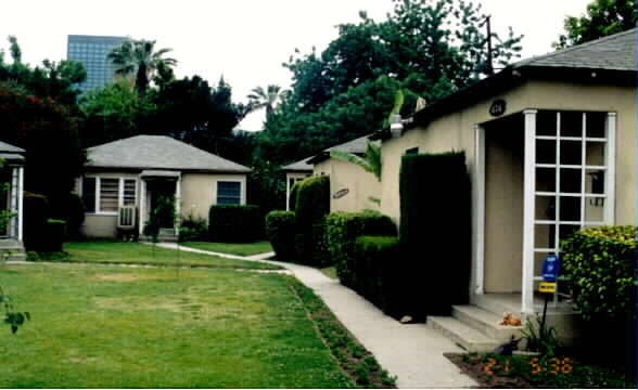 10714-10718 Aqua Vista St in North Hollywood, CA - Building Photo - Building Photo