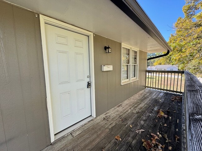 property at 414 N Mulberry St