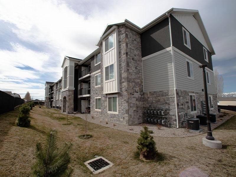 Mountain Valley Meadows in Tooele, UT - Building Photo