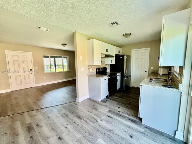 property at 504 Blackbird Ln