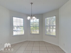 4991 Windbourne Way in St. Cloud, FL - Foto de edificio - Building Photo