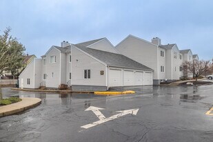 The Chateau in Bridgeport, CT - Building Photo