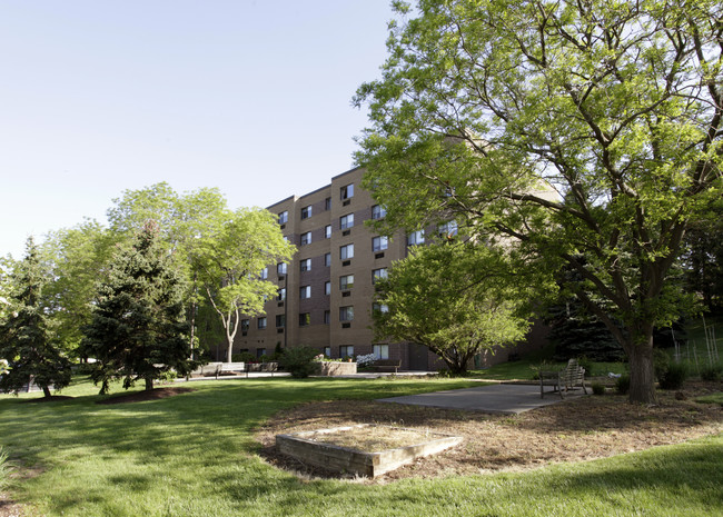 Trinity House in Berwyn, PA - Building Photo - Building Photo