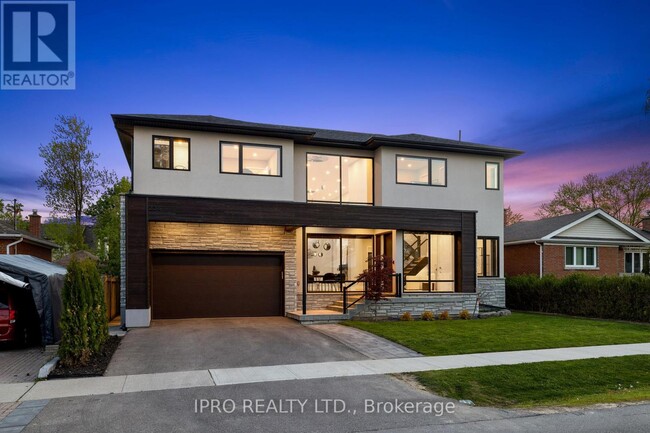 234 Maurice Dr in Oakville, ON - Building Photo - Building Photo