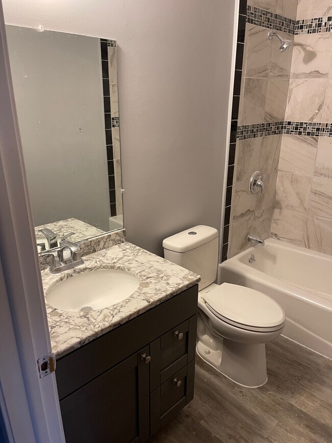property at 3747 Heritage Pkwy