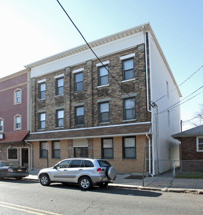 624 3rd Ave in Elizabeth, NJ - Foto de edificio