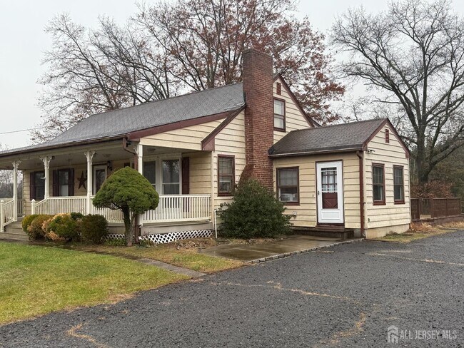80 Gates Rd in Franklin Township, NJ - Building Photo - Building Photo