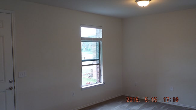 6015 Clematis Trail in San Antonio, TX - Building Photo - Building Photo