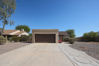 11221 N 73rd Dr in Peoria, AZ - Building Photo - Building Photo