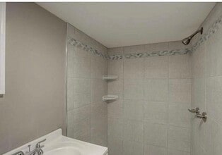 205 Arundel Rd W in Baltimore, MD - Building Photo - Building Photo