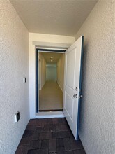 5300 Dagenham Dr in Davenport, FL - Building Photo - Building Photo