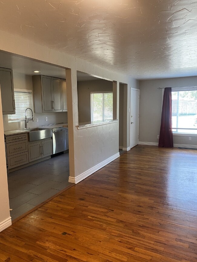 1785 W Virginia Ave in Denver, CO - Building Photo - Building Photo