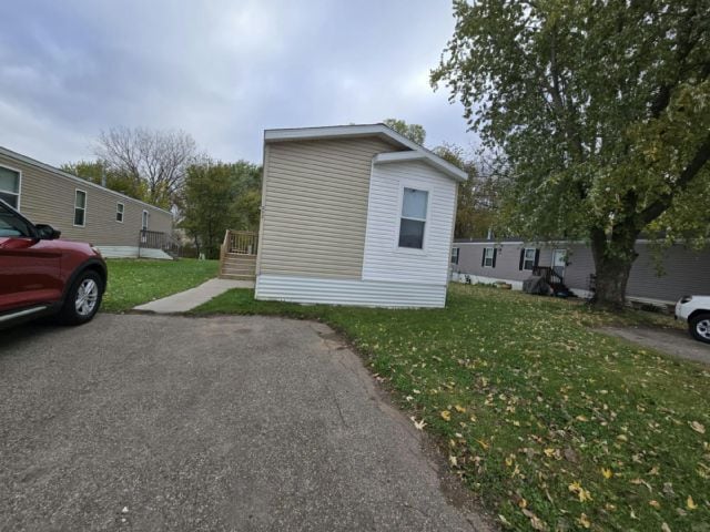 property at 325 Brutus Dr