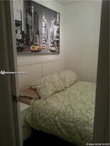 1135 Euclid Ave, Unit 103 in Miami Beach, FL - Building Photo