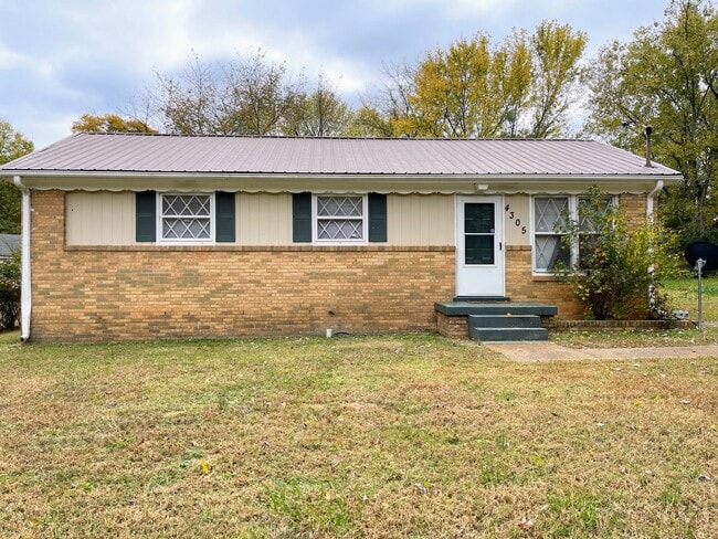 4305 Barry St NW in Huntsville, AL - Building Photo - Building Photo