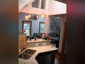 32 Holyoke Rd-Unit -3 in Somerville, MA - Building Photo - Building Photo