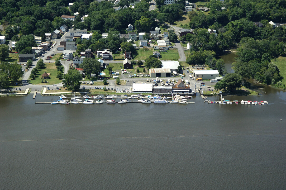 80 Main St, Unit 1W in Ravena, NY - Foto de edificio