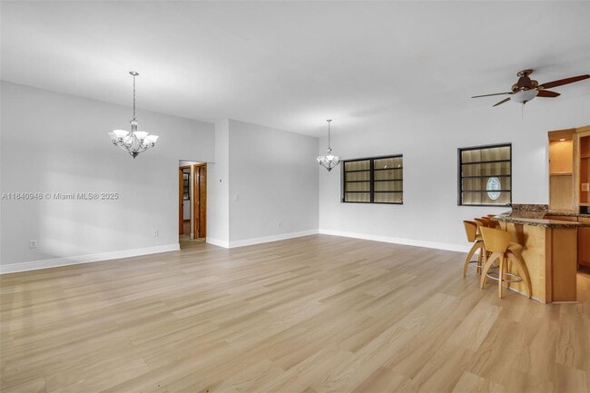 12845 SW 49th Terrace in Miami, FL - Building Photo - Building Photo