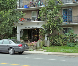 Wellington Residence in Hamilton, ON - Building Photo - Building Photo