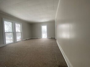 804 W Walnut St in Kalamazoo, MI - Building Photo - Building Photo