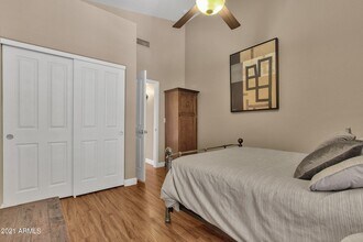 1138 E Amberwood Dr in Phoenix, AZ - Building Photo - Building Photo