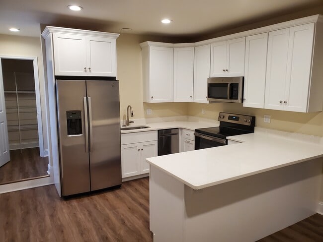 13815 Village Mill Dr in Maugansville, MD - Building Photo - Building Photo